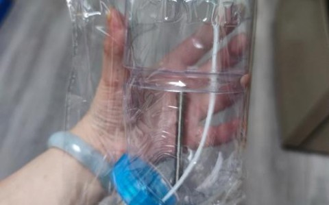 兔子饮水\（兔子饮水器怎么用）