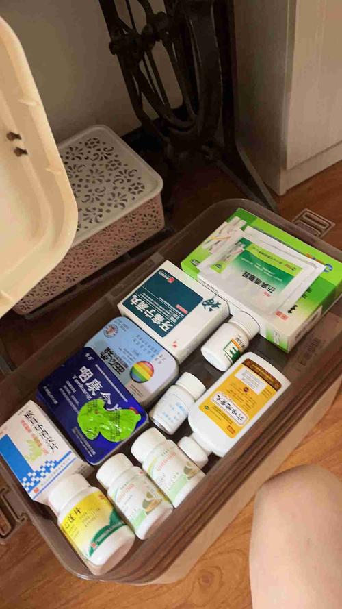 家庭药箱（家庭药箱放在家里哪里好风水）